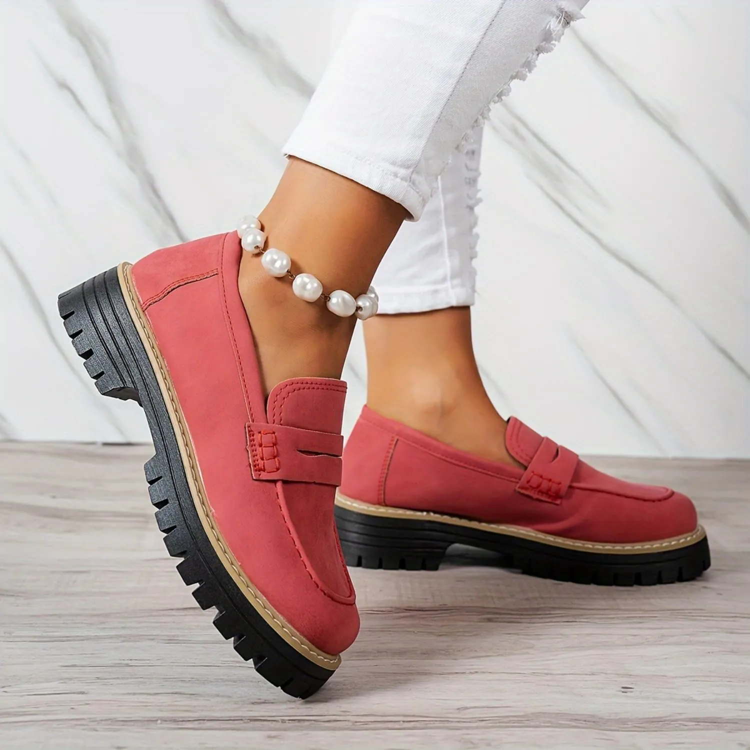 Bootara Loafers, 2025 New Women's Plus Size Casual Retro Suede Loafers with Chunky Heel Platform