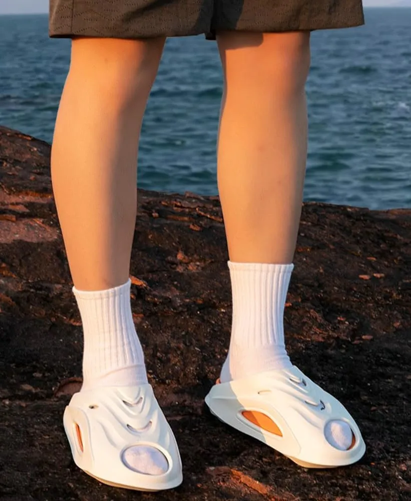 Cozy Basketball Slippers for Men Women Thick Sole Slides Soft Sandals Slip-on Home Shoes Beach Shoes Outdoor 2025