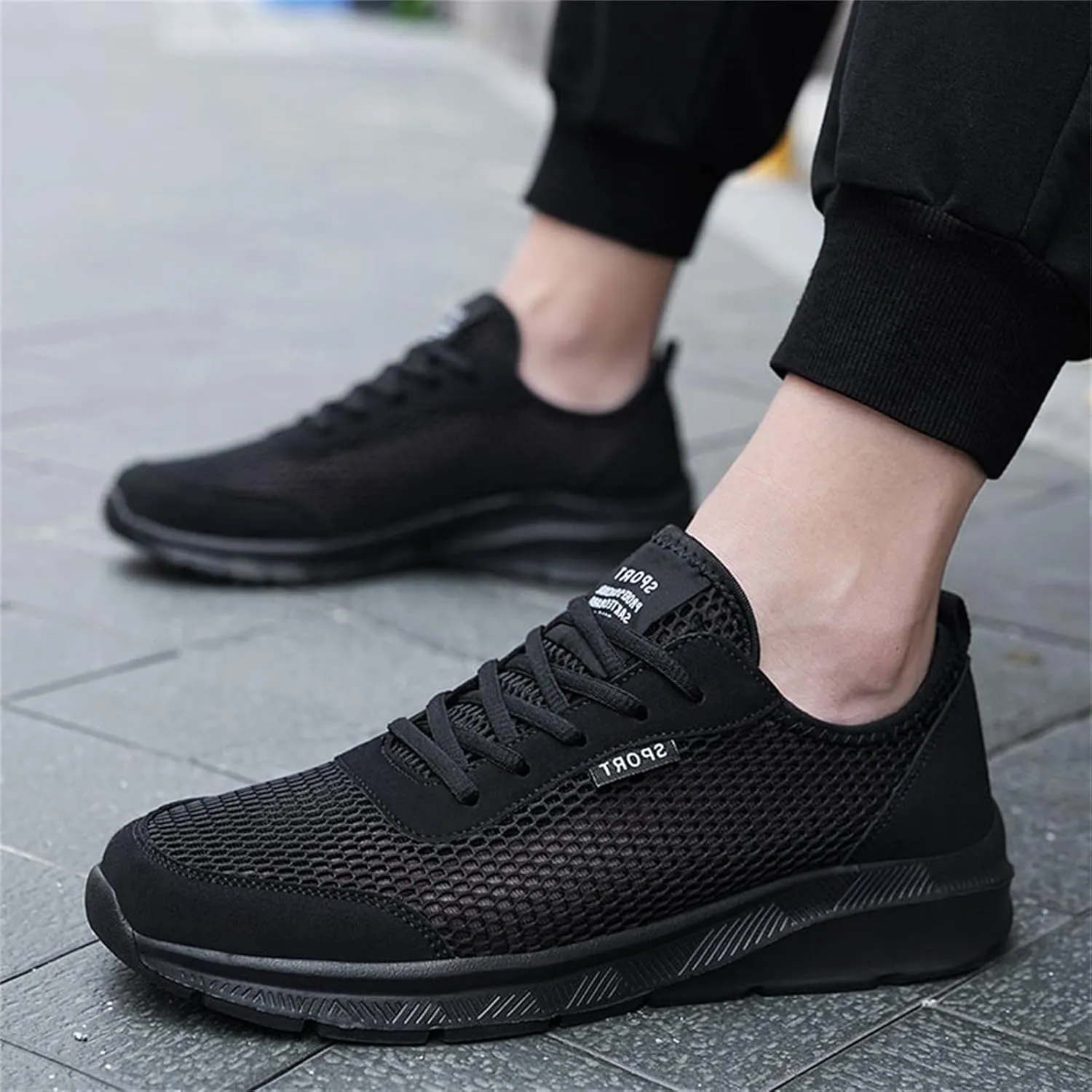 Fashion Summer Men Breathable Mesh Lightweight Comfortable Casual Shoes Sneaker Storage for Men