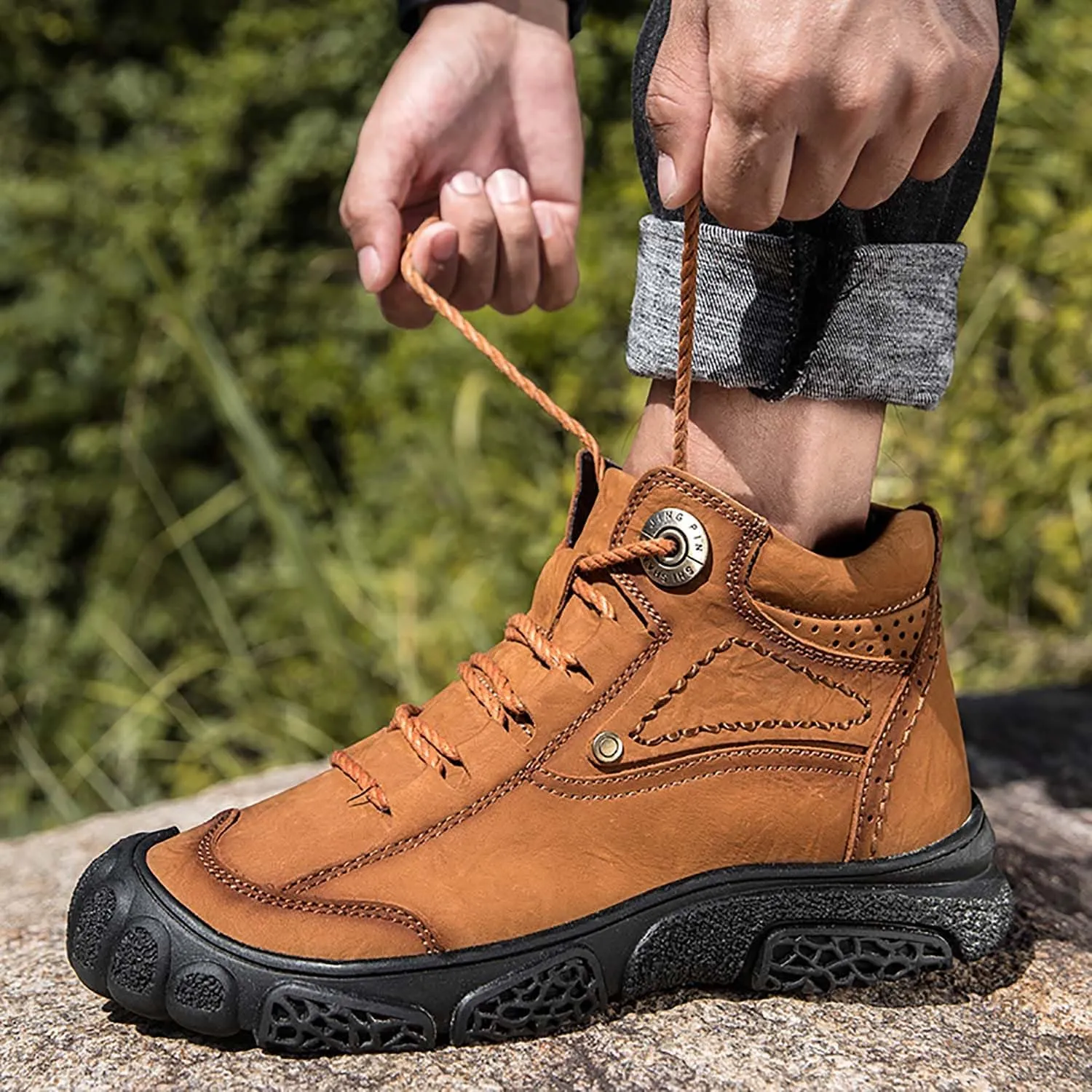 HESBITEUL Unisex Hiking Leather Boots Non-Slip Breathable Chukka with Fur Lining