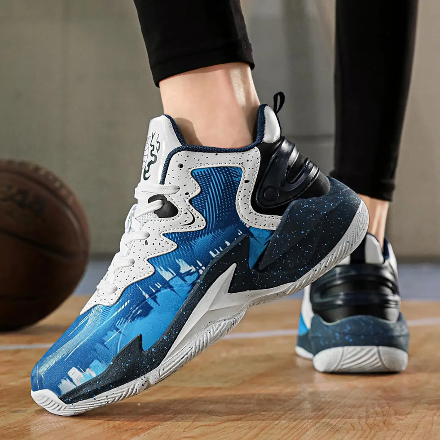 Kids Basketball Shoes Boys High-top Sports Shoes Sneakers Durable Lace-up Non-Slip Girls Running Shoes