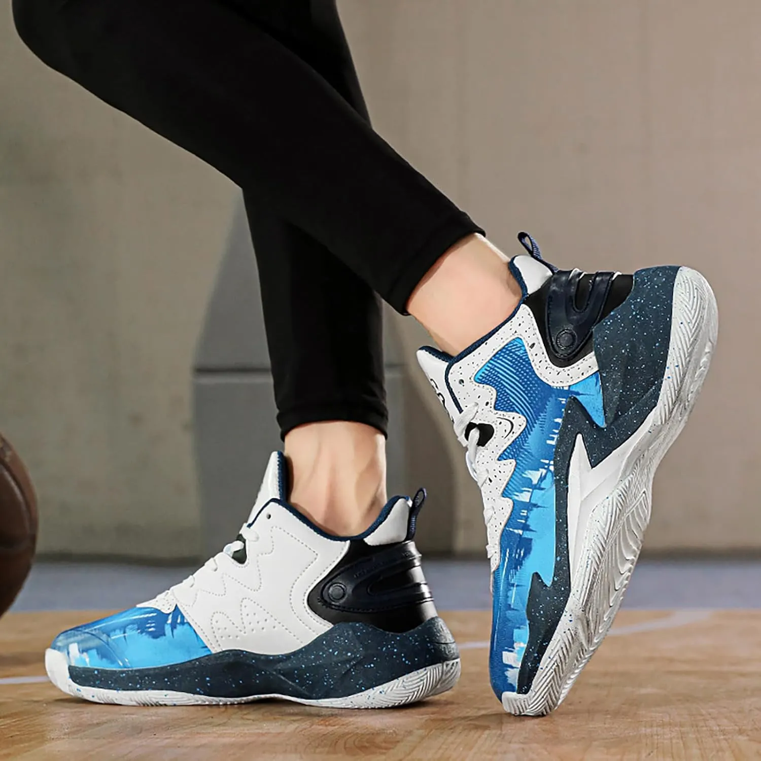 Kids Basketball Shoes Boys High-top Sports Shoes Sneakers Durable Lace-up Non-Slip Girls Running Shoes