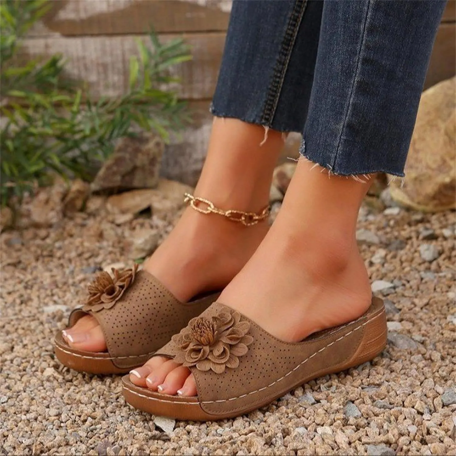 Kubbon Flowers Orthopedic Sandals for Women Arch Supprot Casual Wedge Open Toe Sandals Non Slip Boho Slippers Lightweight Soft Leather Slippers