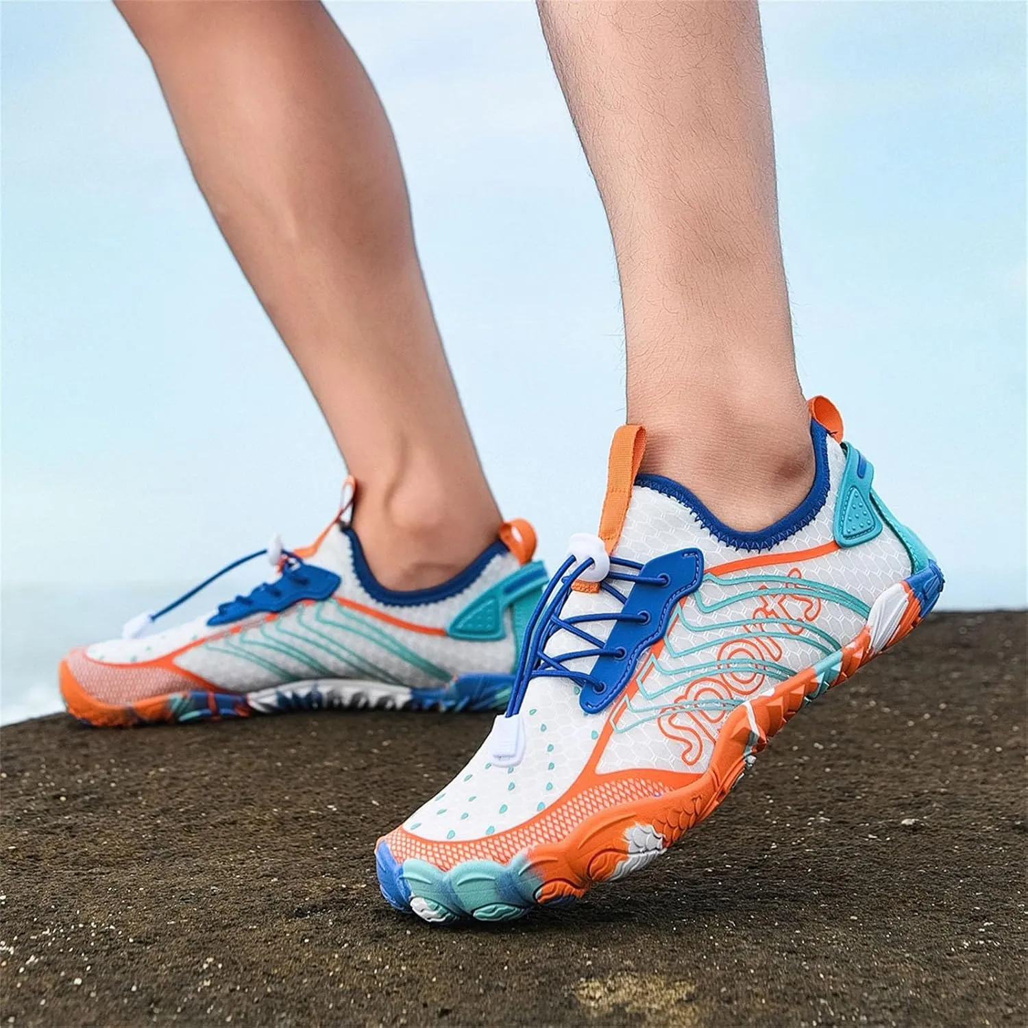 Men's and Women's Non Slip Water Shoes Quick Drying Outdoor River Tracing Hiking Running Fitness Shoes Mens Colorful Indoor Fitness Comfy Sneakers Summer Breathable Gym Sneakers
