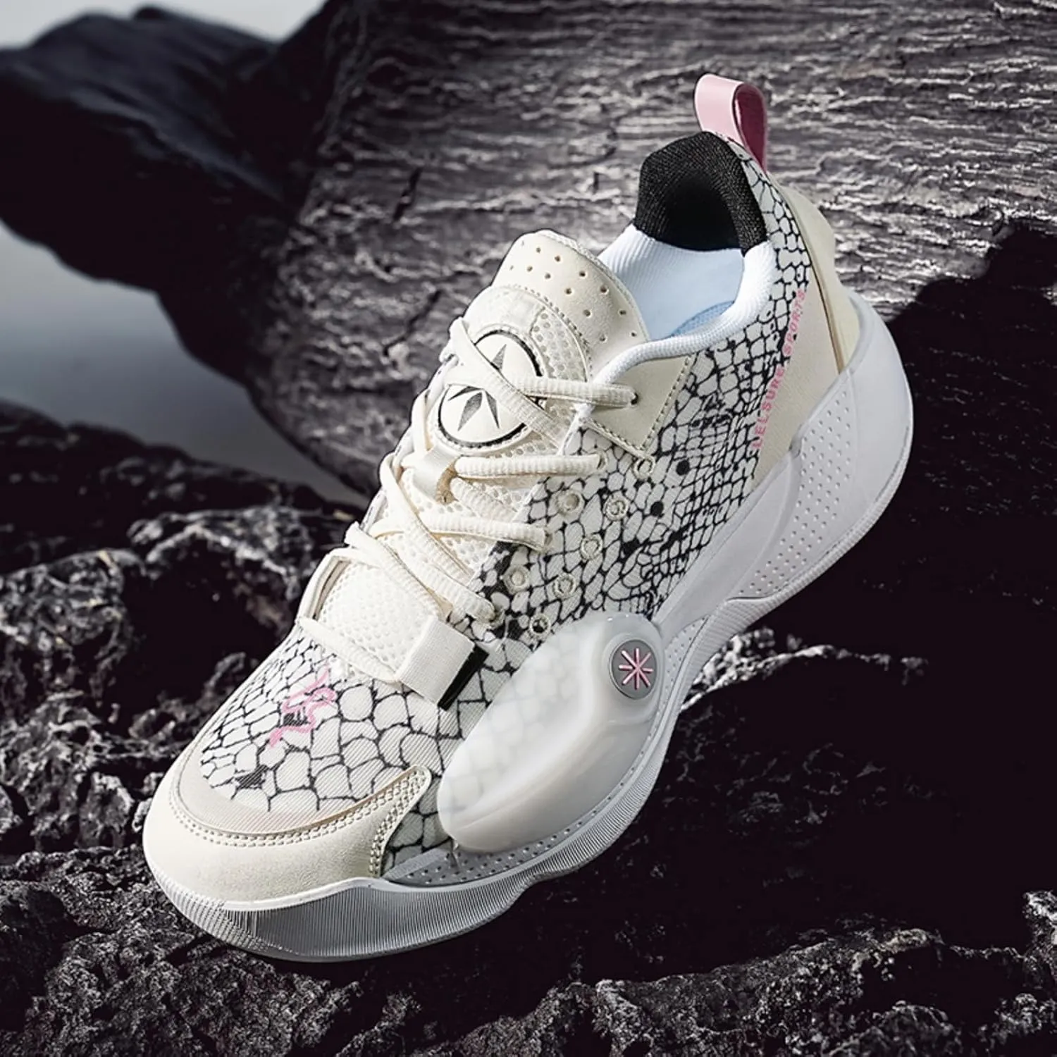 Men's Lightweight Mesh Platform Basketball Shoes Fashion High Top Non Slip Sport Sneakers for Walking Running Tennis Daily Driving