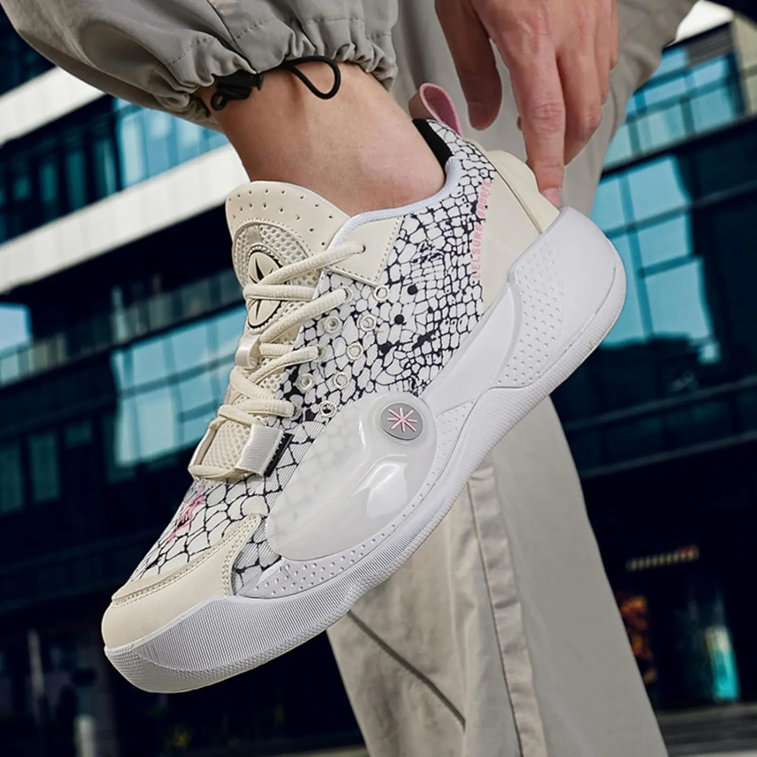 Men's Lightweight Mesh Platform Basketball Shoes Fashion High Top Non Slip Sport Sneakers for Walking Running Tennis Daily Driving