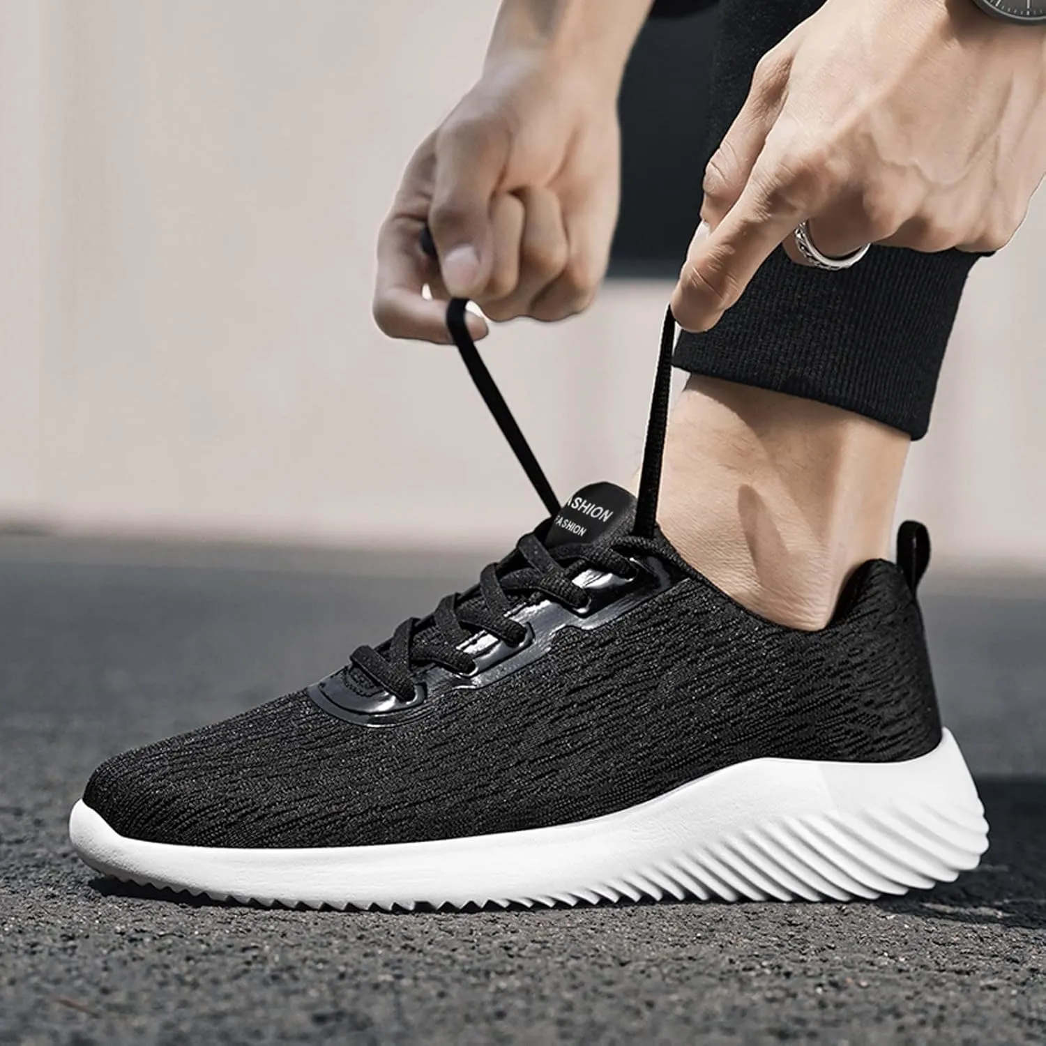 Men's Non Slip Running Shoes Breathable Casual Walking Sneakers Fashion Soft Bottom Lace Up Workout Sports Shoes
