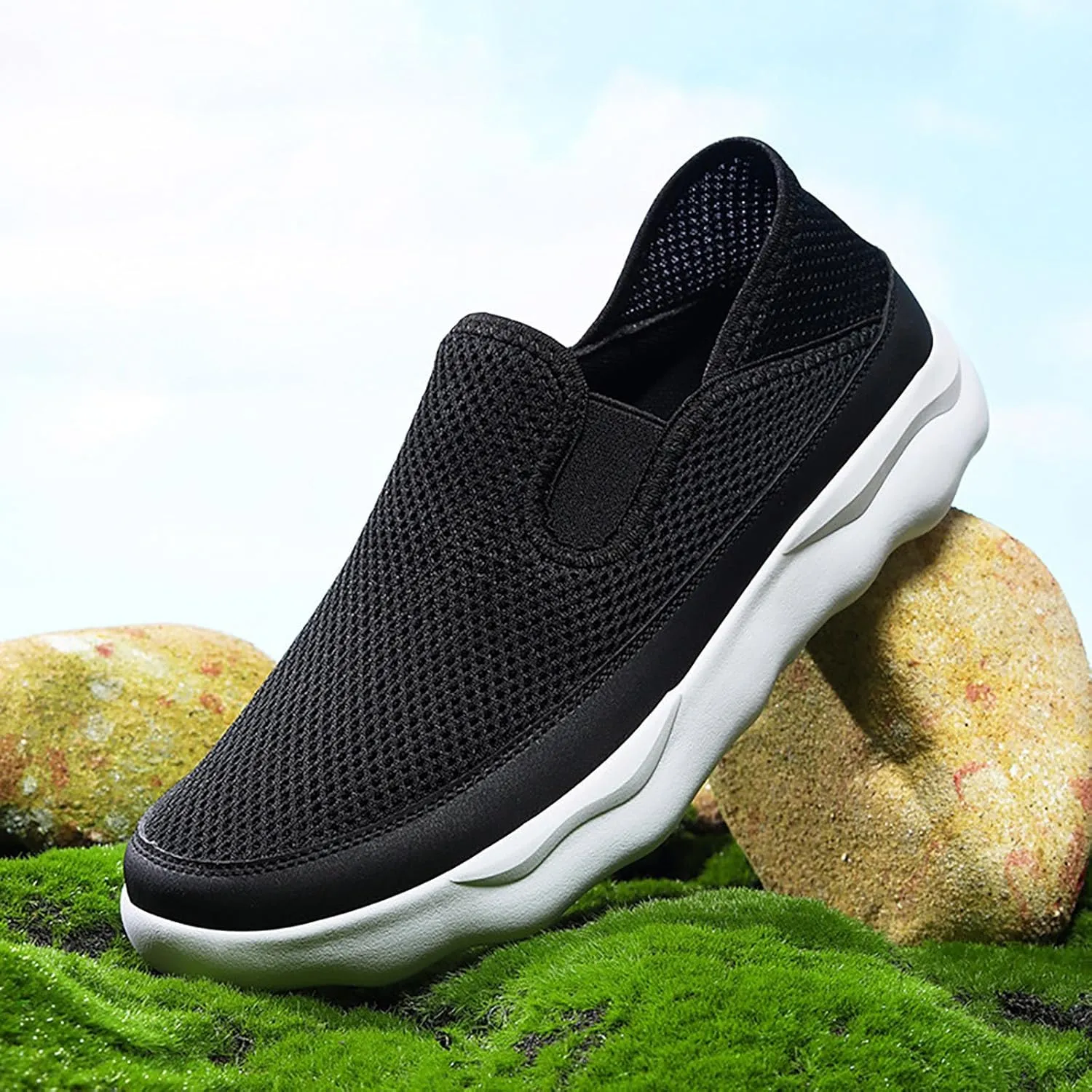 New Men's Hollow Breathable Mesh Casual Fashion Sport Shoe Mens Sneaker Slippers