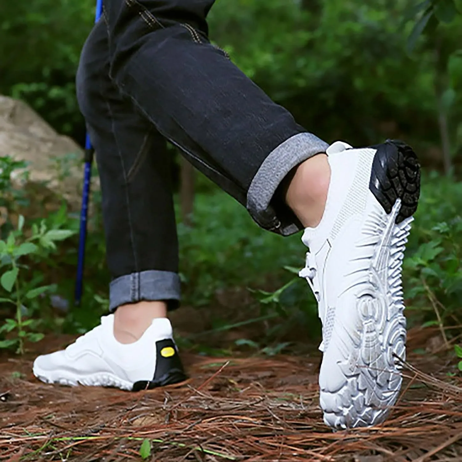 Water Shoes for Women Men Barefoot Breathable Quick-Dry Non Slip Water Swimming Diving Wading Beach Shoes Summer Hiking Breathable Couple Indoor Fitness Yoga Shoe with Comfy Cushioned Thick Sole