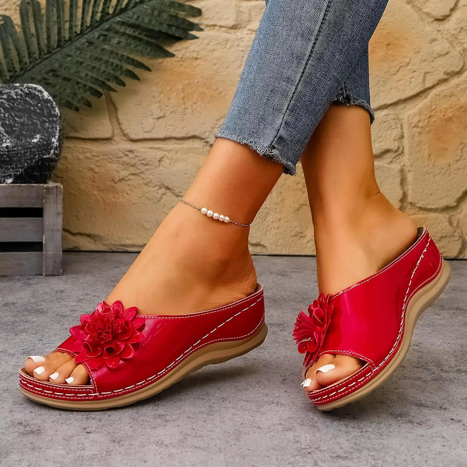 Women Sandals Fashion Summer New Pattern Flower Decoration Open Toe Breathable Comfortable Thick Womens Metallic Slides
