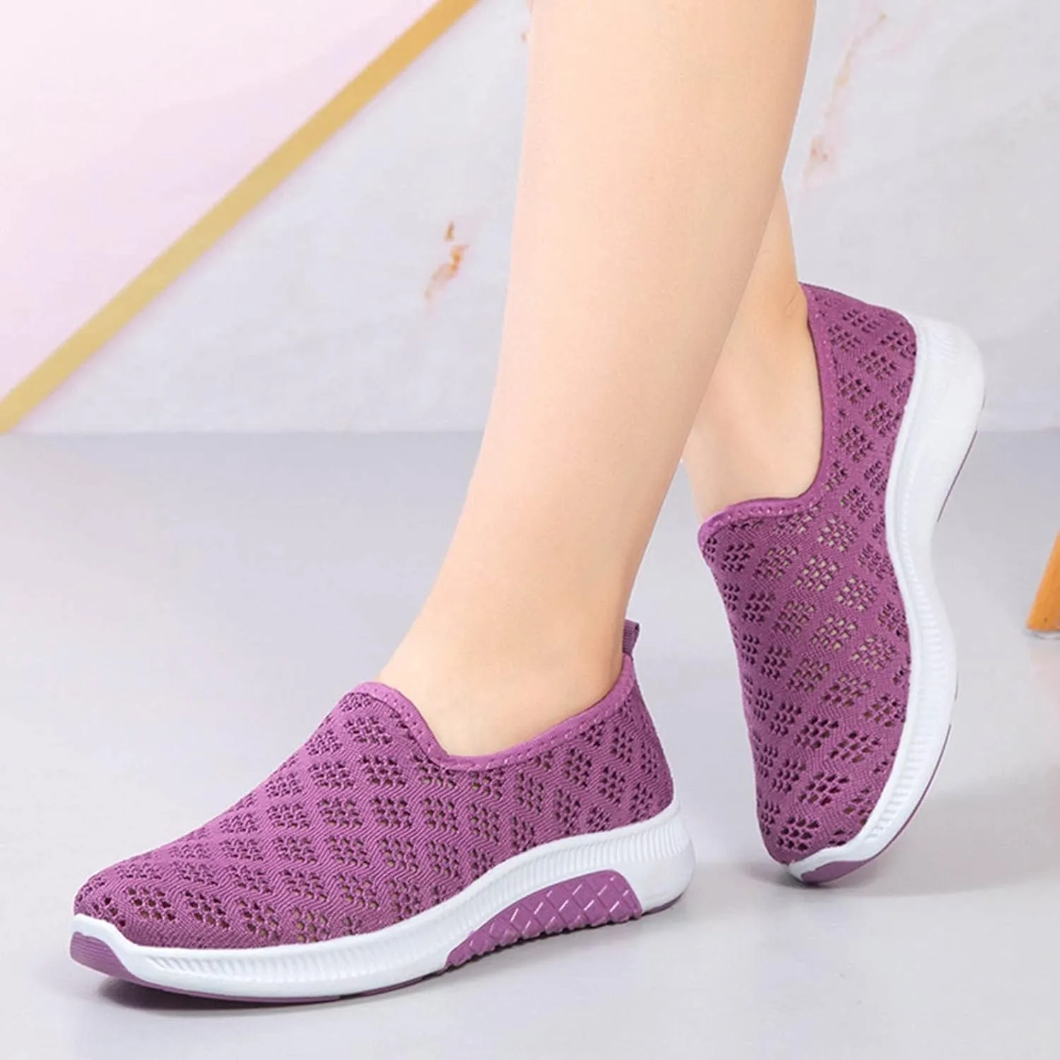Women Slip On Sneakers Lightweight Walking Shoes Breathable Mesh Casual Comfortable Flats Non Slip Loafers