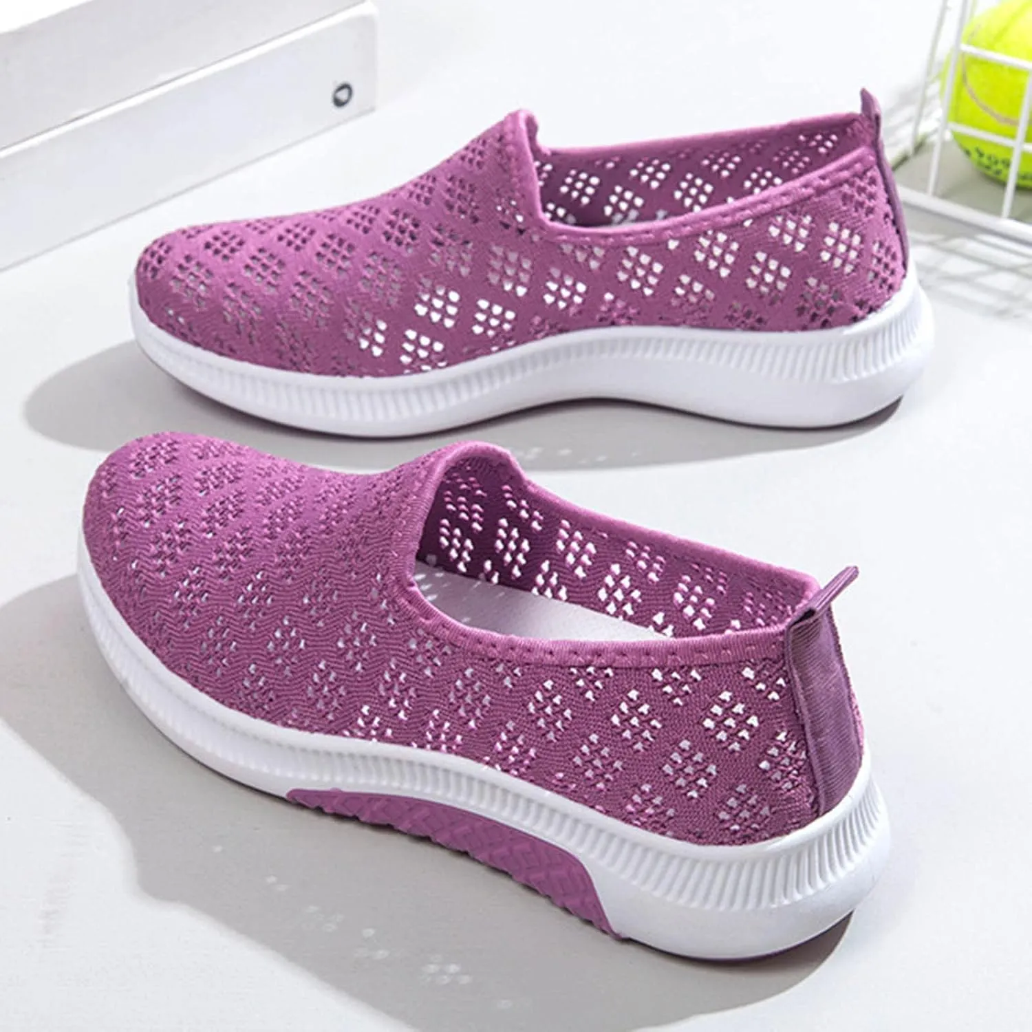 Women Slip On Sneakers Lightweight Walking Shoes Breathable Mesh Casual Comfortable Flats Non Slip Loafers