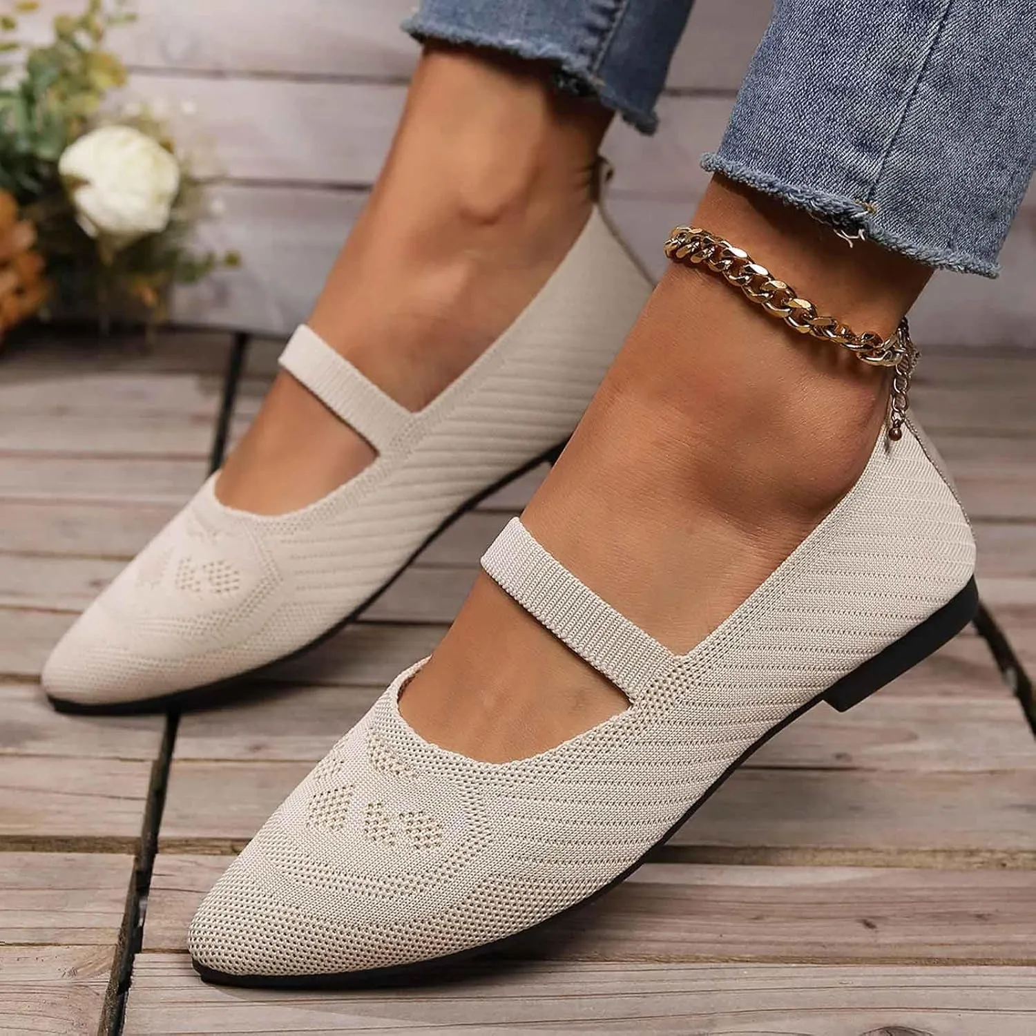 Women's Casual Slip On Loafers Breathable Comfortable Flat Shoes for Daily Wear Lightweight Walking with Jeans