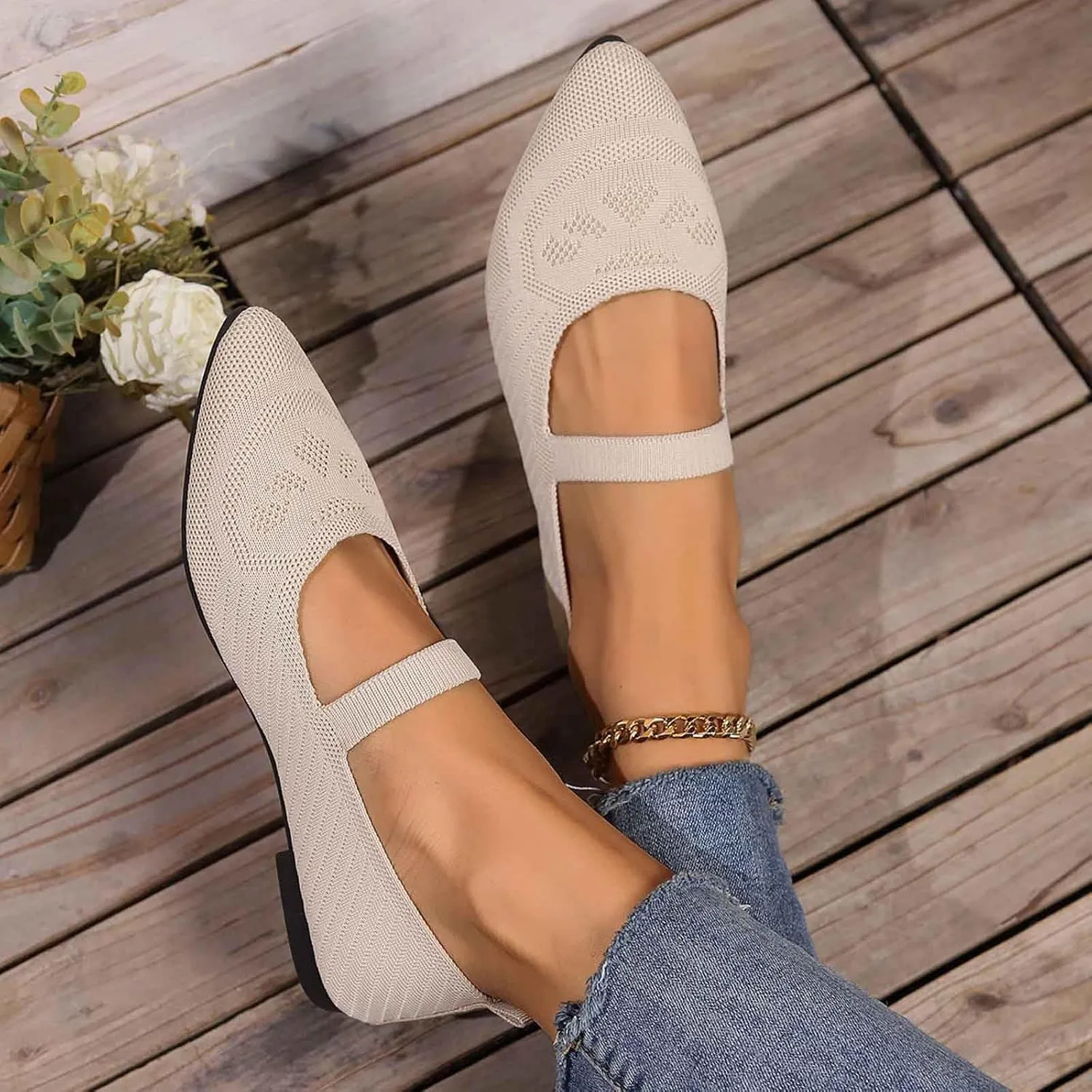 Women's Casual Slip On Loafers Breathable Comfortable Flat Shoes for Daily Wear Lightweight Walking with Jeans