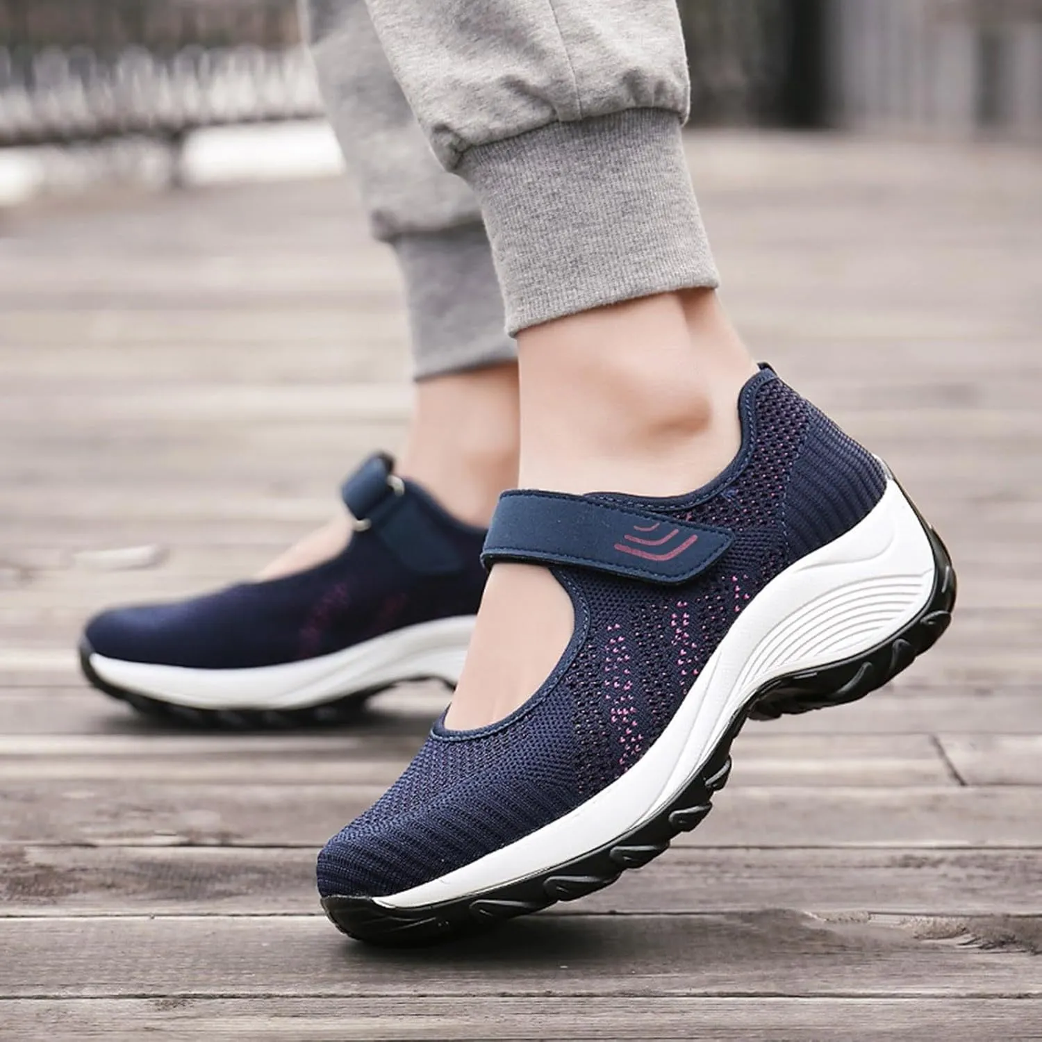 Womens White Platform Sneakers High Top Platform Shoes Fashion Canvas Basketball Shoes Womens Platform Loafers Slip On Canvas Sneakers for Women