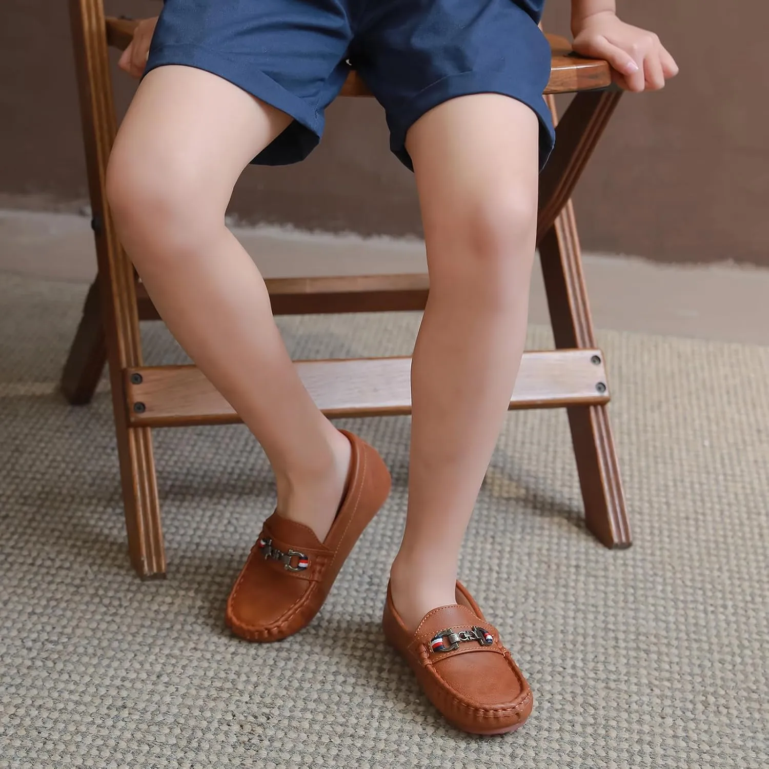 WUIWUIYU Boys Girls Soft Leather Loafer Casual Moccasin Flats Dress Shoes Penny Loafers School Dress Shoes